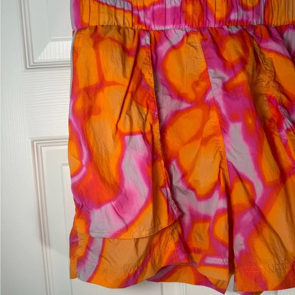 Fabletics Ultra High-Waisted Nylon Short Pink Escape Large Summer Madness Large - Picture 2 of 7